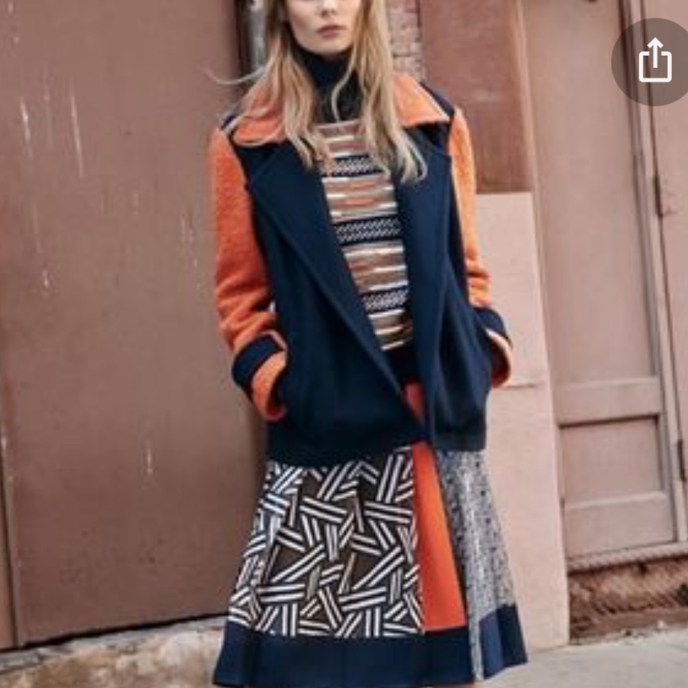 Diane Von Furstenberg DVF Cici Skirt
Diane Von Furstenberg